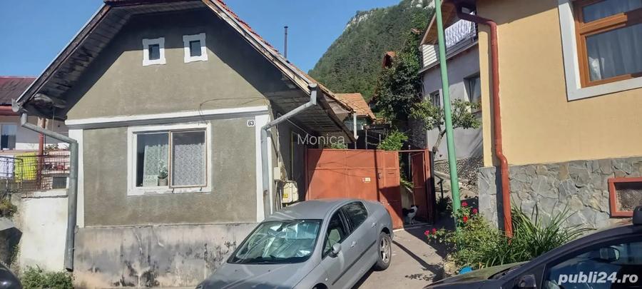 Casa de vanzare str. curcanilor 63.