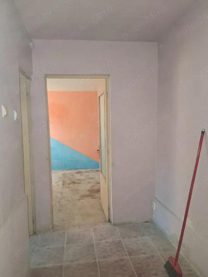 Garsoniera la parter Slobozia - 7