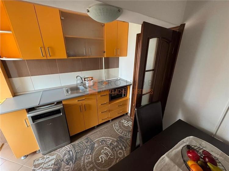 Apartament 2 camere cf 1  decomandat zona Unirii Sud - 8