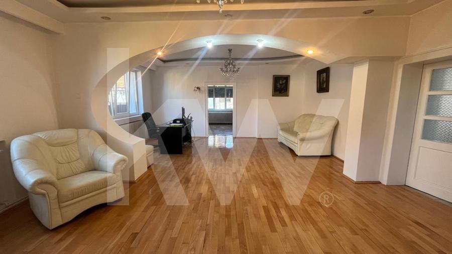 Casă individuală de închiriat – 4 camere, curte și terasă – Terezian - 1