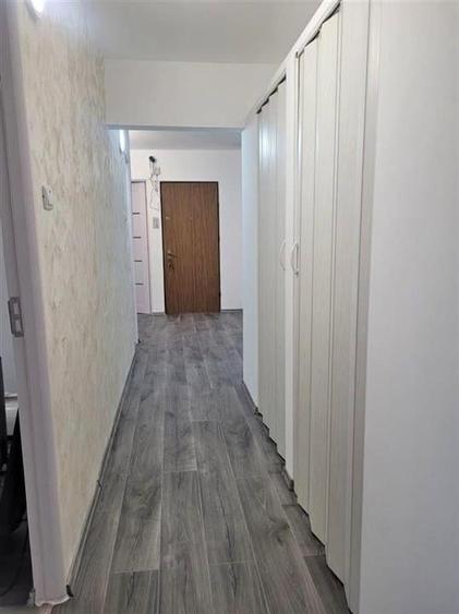 RECO Apartament 3 camere decomandat - 1