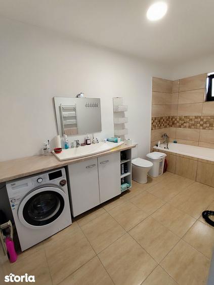 Casă cu 2 camere cu Teren 440 Mp în Nufărul