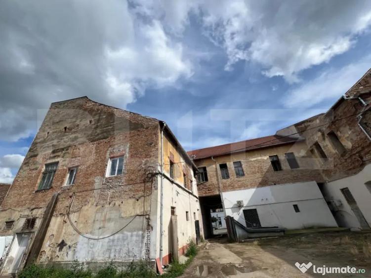 Hotel cu 44 camere, renovabil, pozi?ionat ultracentral - 2