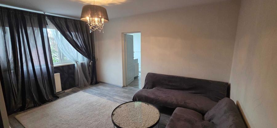 Dau spre inchiriere apartament 2 camere , nedecomandat , Calea Girocului , zona linistita . Pret 270 de euro negociabil. - 4