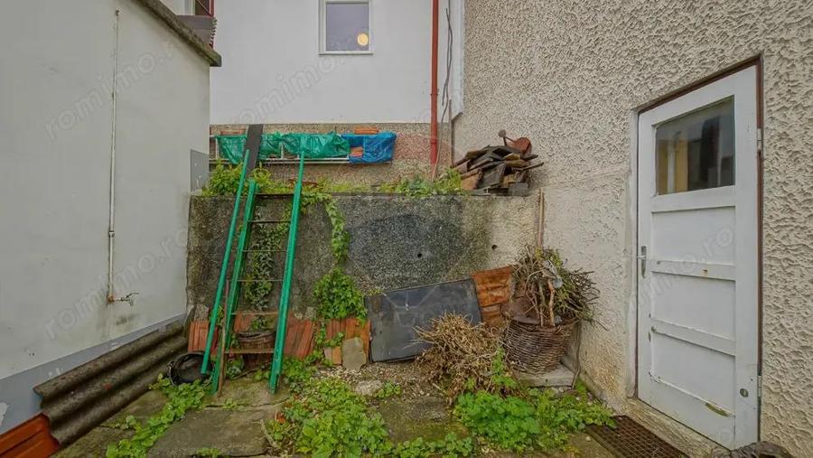 Casa / Vila cu 5 camere de vanzare in zona Schei, Cotun 9 - 5