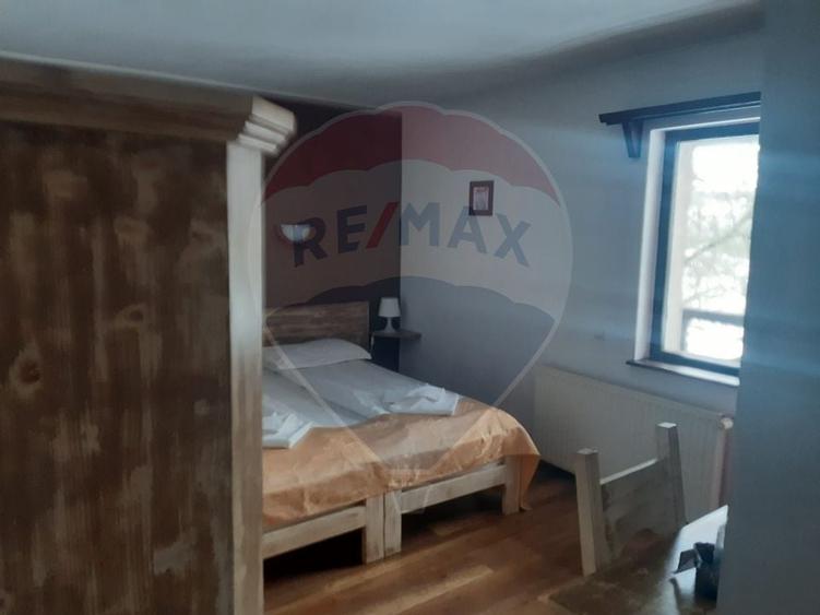 Hotel / Pensiune cu 18 camere de vânzare - 19