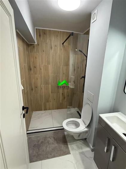 Apartament de vanzare  2 camere la cheie zona Lazaret - 4