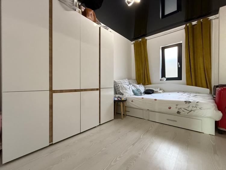 Mamaia-Sat, Vila modernă, mobilata si utilata complet, 15 camere - 13