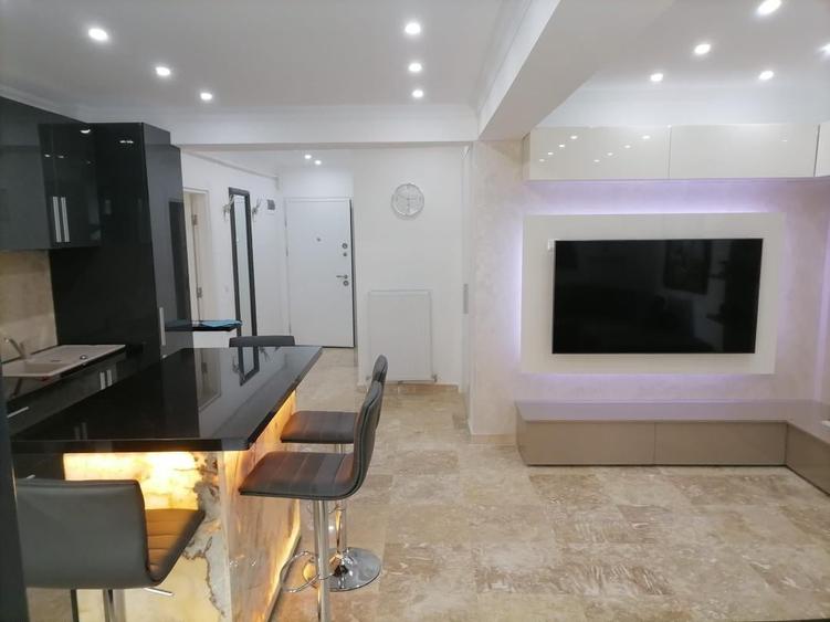 Apartament de lux de închiriat în Mamaia – zona Butoaie! - 8