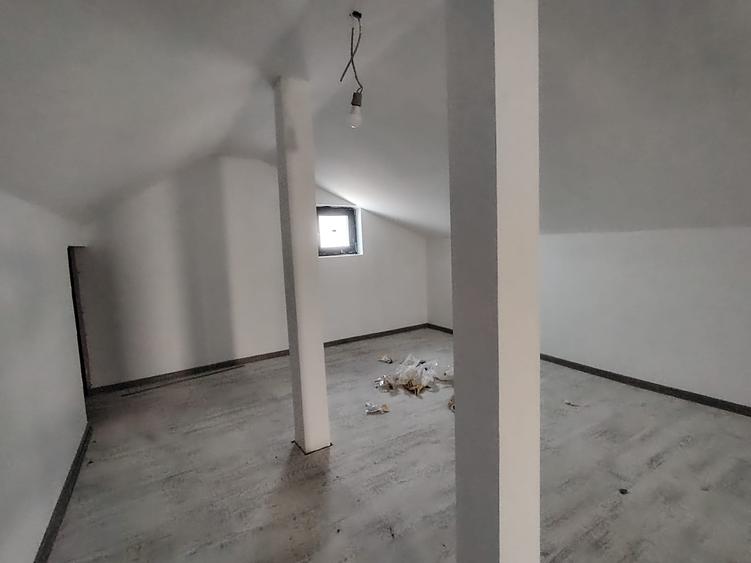 Casa cu 5 camere, doua bai Bucium,fara tva - 7