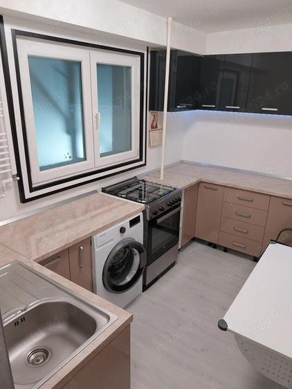 De vanzare apartament 2 camere,etaj.2, Pia?a Progresului,Sector.4, 82000 Euro negociabil - 10