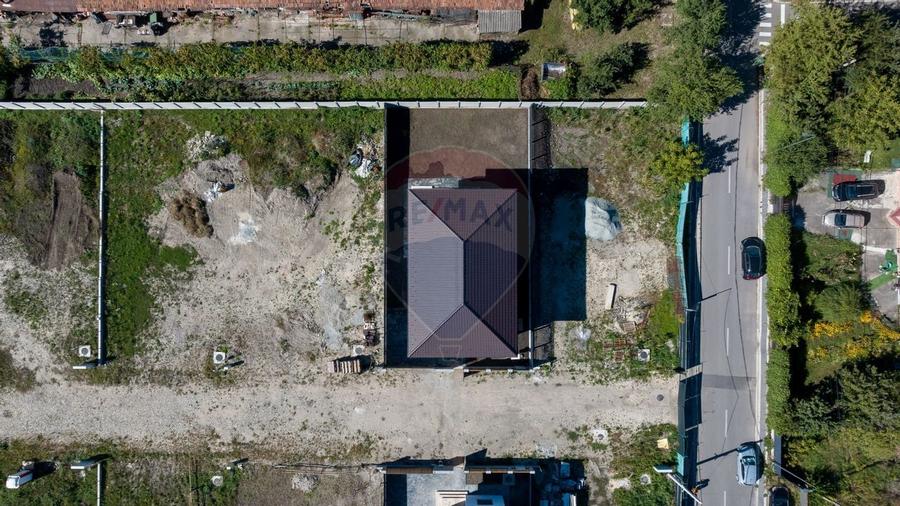 Casa / Vila cu 5 camere de vanzare - 44