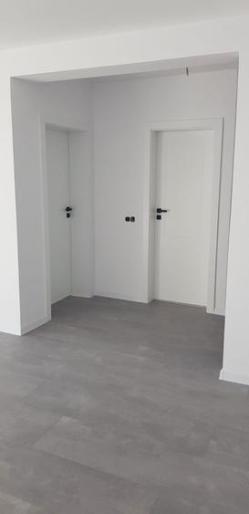Vand apartament nou 2 camere zona semicentrala - 1