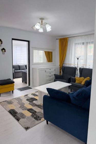 Vilă Impunătoare de Vânzare în Bușteni - Ideală pentru Investiție - 3