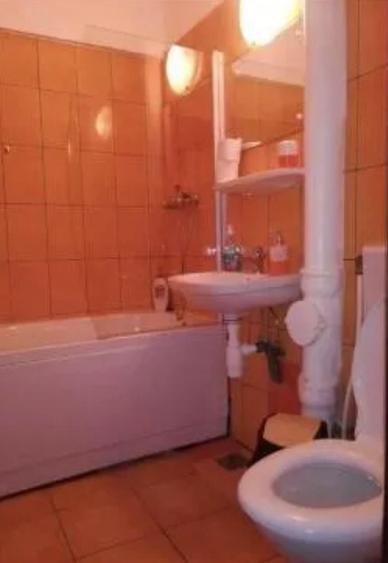 Apartament  2 camere zona  Piata Ovidiu mobilat utilat  45 mp - 5