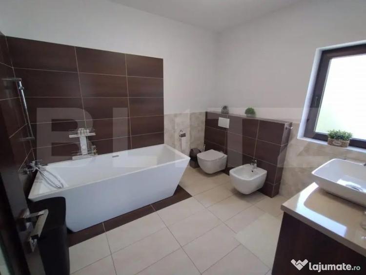 Casa/Pensiune,310mp,zona Jelnei,2800 mp teren,Lac de pesti,i - 5