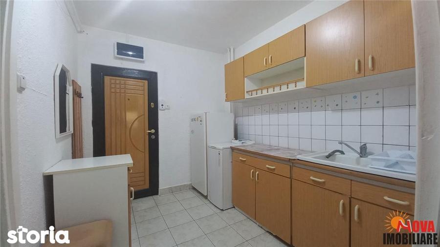 Tractorul - camera cu baie si bucatarie 1000 leiluna - 6