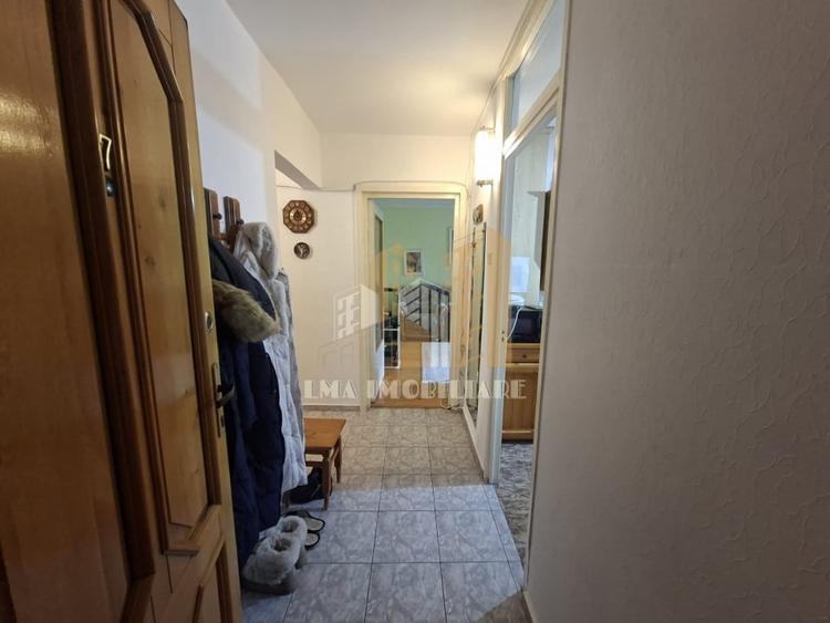Apartament 3 camere Strada Gloriei Tractoru Brasov - 1