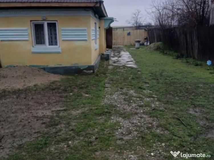 Casa de vanzare, 64.30 mp, Lacrita Mare - 18 km de Craiova - 10