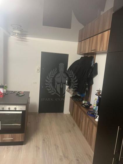 3 CAMERE //DEMOCRATIEI // 2 BAI // BALCON - 6