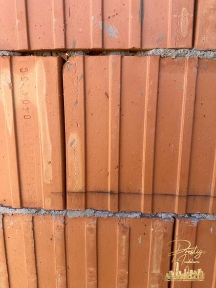 Casa la rosu si teren de 560 mp de vanzare in Tarian - Bihor - 16