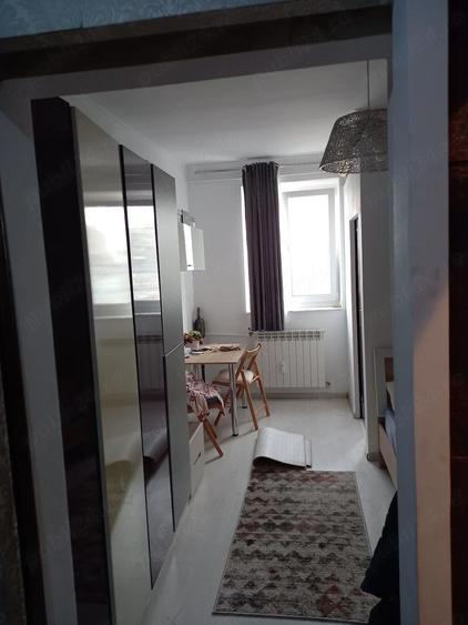 Vand Garsoniera in zona CET - 3