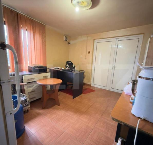 Casa de vanzare, la 11 km de Targu Jiu - 9