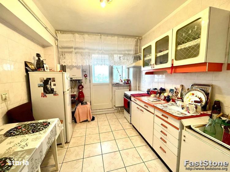 Apartament 4 camere decomandat Mazepa turn pret 100.000euro neg - 8