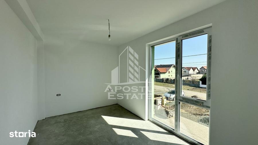 Apartamente de vanzare cu 3 camere si curte, Dumbravita - 2