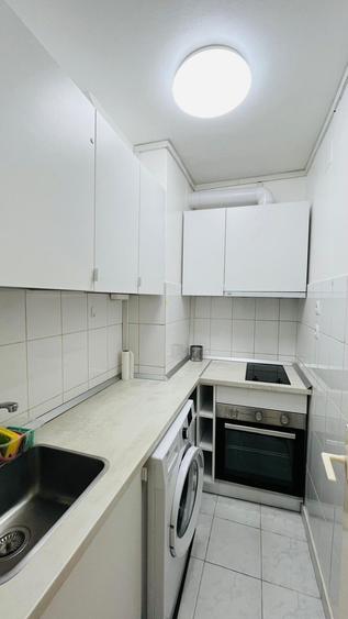 Titan - metrou 5 min , garsoniera moderna, mobilata, utilata, canapea extensibil - 18