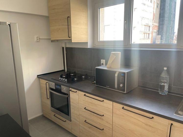 Piata Victoriei- Dorobanti - 3 camere LUX - 5