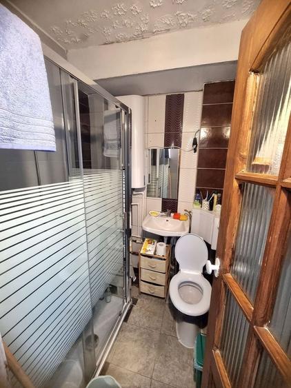 Garsonieră decomandată, mobilată în Lunei