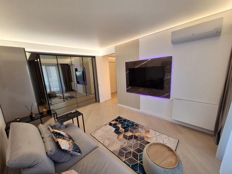 2 CAMERE - DECOMANDAT - ULTRA FINISAT - MOBILAT UTILAT COMPLET - 2