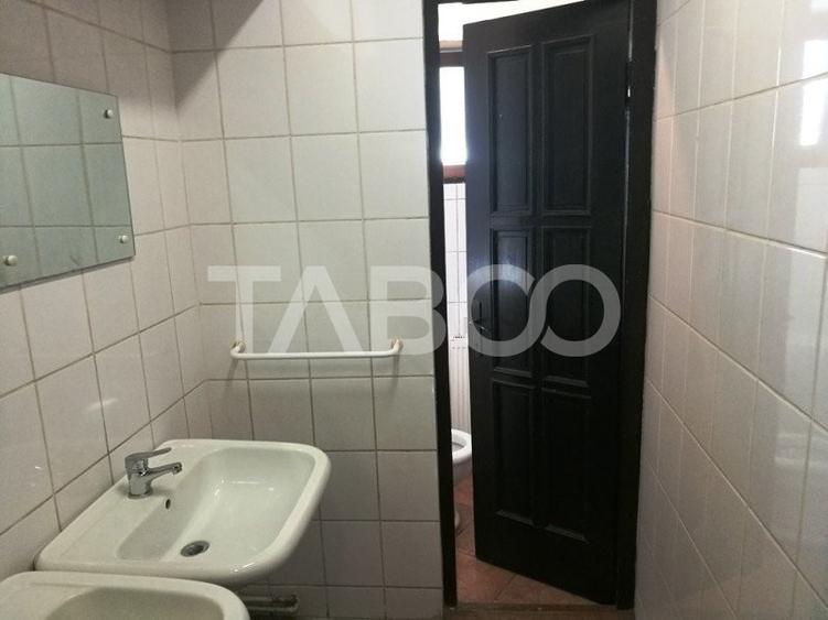 Spatiu de birouri  de vanzare  268 mpu zona Turnisor Sibiu - 9