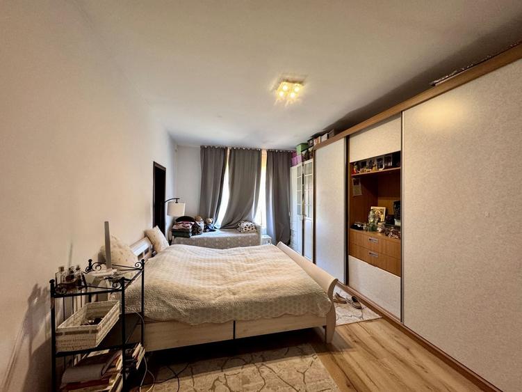 CASA 5 CAMERE, BD. PIPERA, IANCU NICOLAE, CU SPATIU VERDE SI CURTE - 7