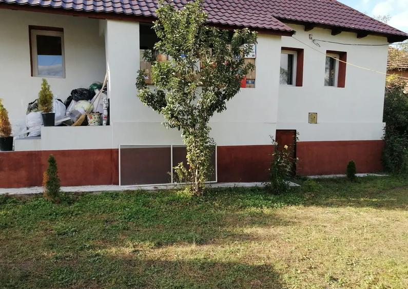 OCAZIE- casa renovata cu teren 900mp la30km de Zalau si 50km de Cluj Napca - 1