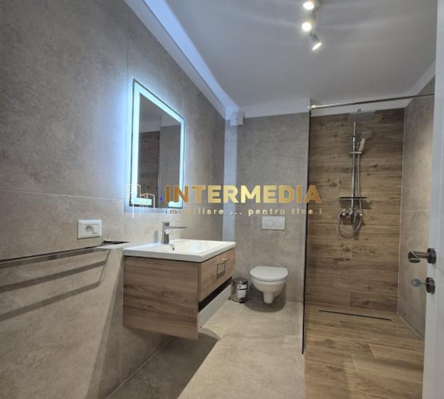 Apartament cu 2 camere decomandat, mobilat în Cetate