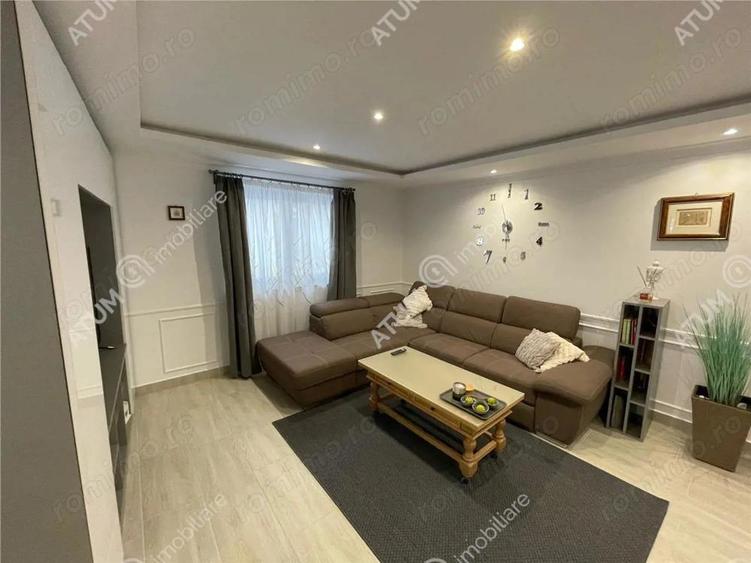 Casa 4 camere decomandate 2 nivele in Cristian Sibiu - 2