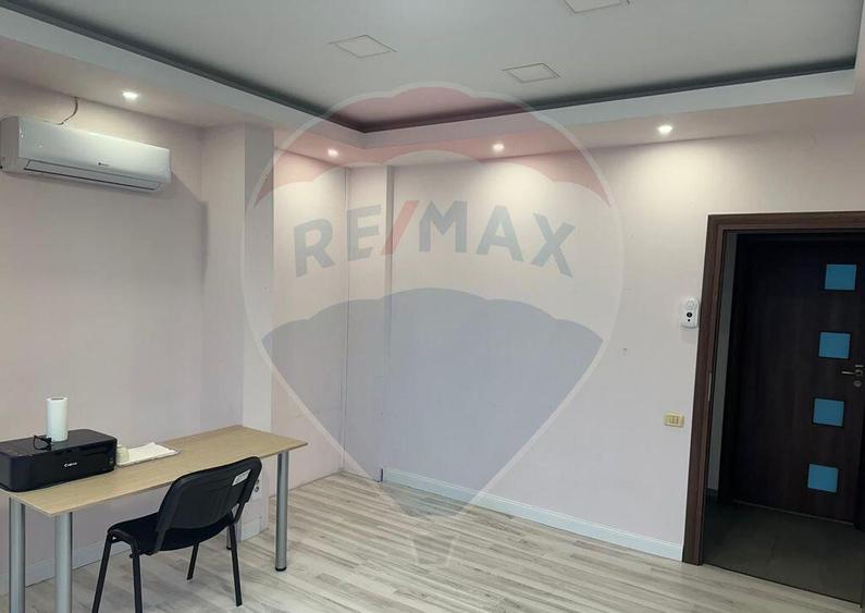 BIROU cu priveli?te panoramica Centru Civic - 1