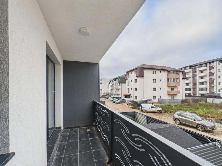 Bragadiru/ Safirului - 12