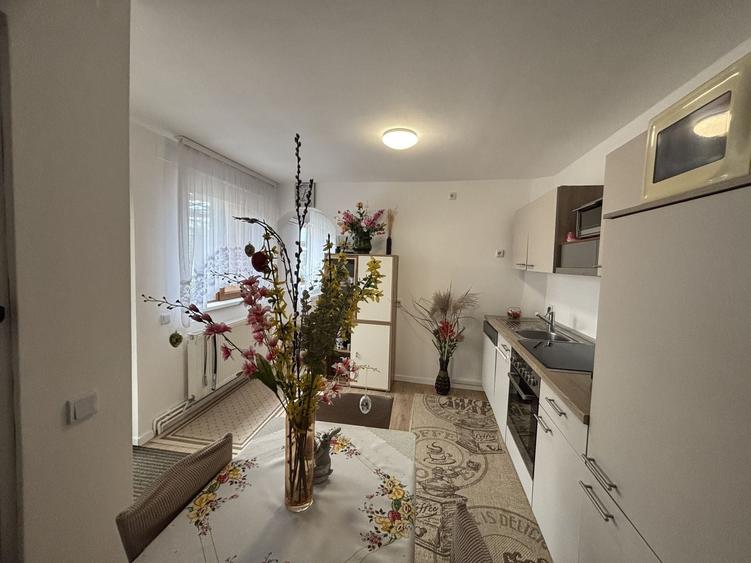 Casa de vânzare în zona Girocului - 6