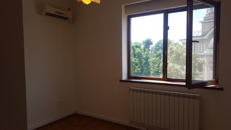 Cotroceni-Piata Operei, str Dr. Joseph Lister, zona Bisericii Elefterie - 11