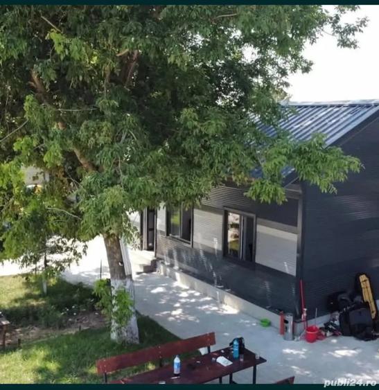 Spatiu comercial + locuinta birouri 116 mp, Teren 1242 mp - 2