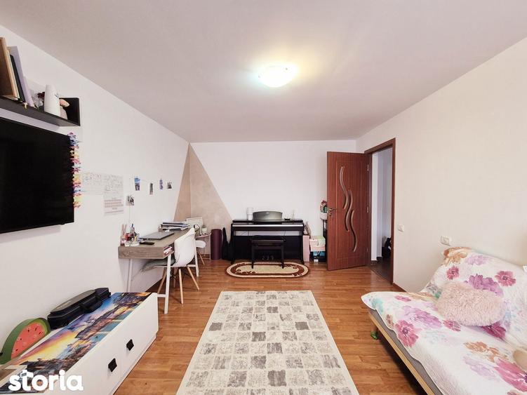 Apartament renovat cu 2 camere, decomandat, zona Precista - 1