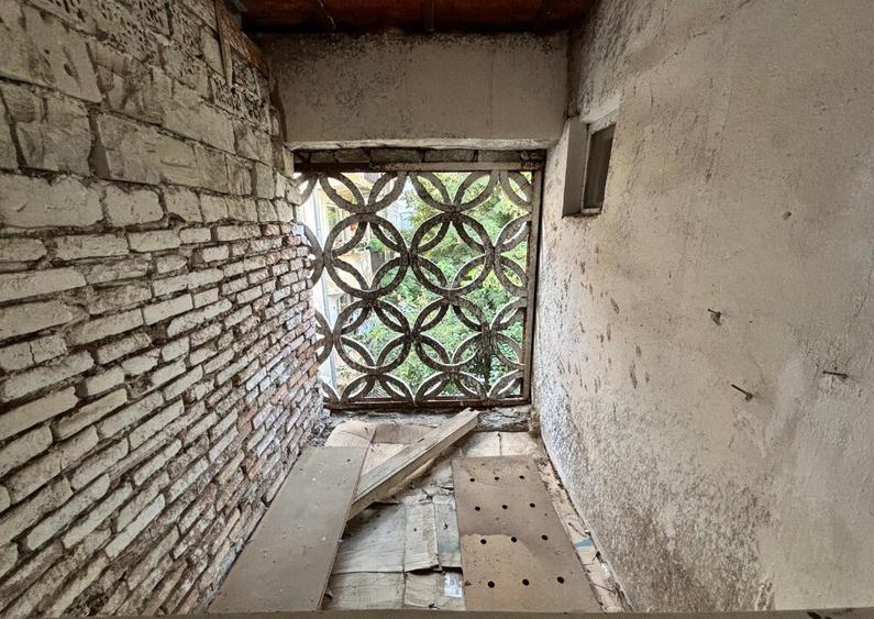 Apartament 3 camere / Decomandat / 70 m2 / Etaj 3 / Proprietar - 10