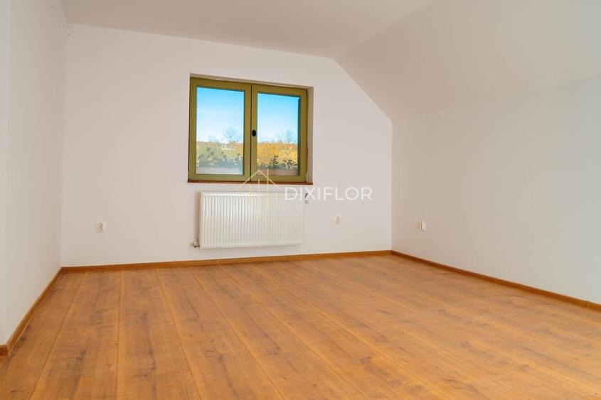 Casă impresionantă lângă natură la câteva minute de oraș - 9