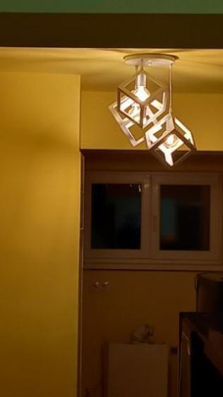 Vand apartam 4 camere amenajat, luminos, bloc lux - 2