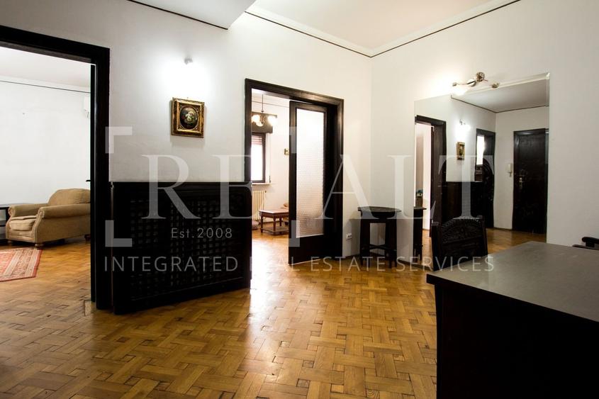 Inchiriere casa, vila 5 camere | Arhitectura deosebita, Curte | Stefan cel Mare - 7