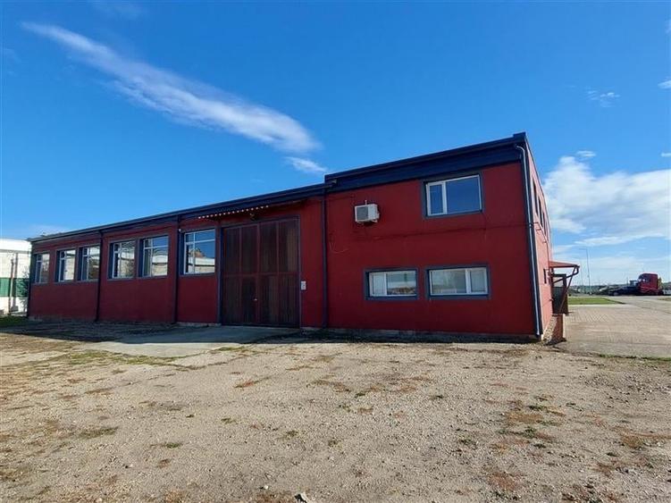 Hala cu birouri in apropiere de autostrada - 1