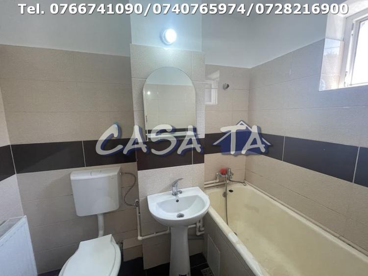 Apartament 3 Camere, Etaj 4, Strada Aleea Teilor - Zona 9 Mai - 12